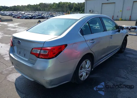 2017 Subaru Legacy 2.5I z USA, uszkodzony, nr VIN 4S3BNAA60H3004112